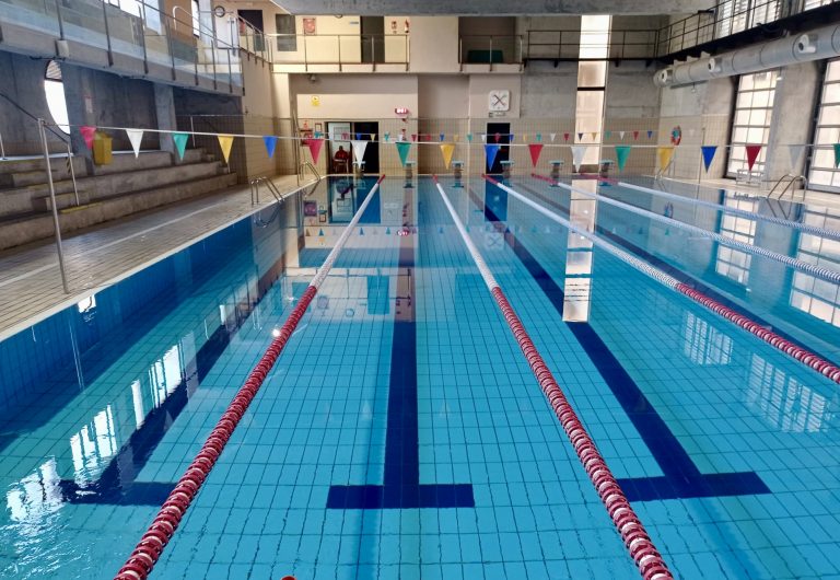 La piscina de S’Estel reabrirá el lunes tras la renovación de calderas y mejoras en la instalación