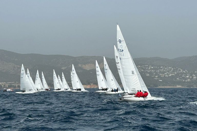 El suizo Yeahnah golpea primero en el estreno de la VIII Copa del Mediterráneo