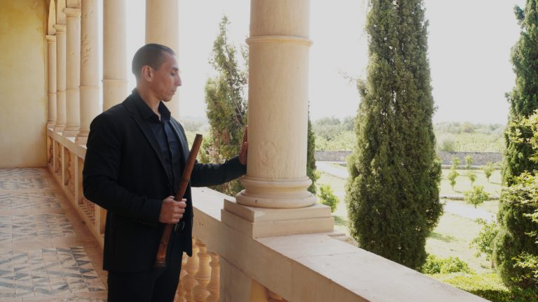 Rodrigo Rodríguez reinterpreta el Adagio de Albinoni con shakuhachi en la majestuosa Finca Raixa