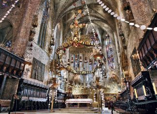 La vida de Antonio Gaudí en Palma durante la restauración de la Catedral La vida de Antonio Gaudí en Palma durante la restauración de la Catedral