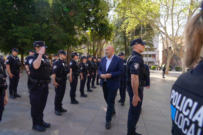 ECOP, la nueva unidad policial para combatir el incivismo en Palma ya ha interpuesto más de 1.000 denuncias