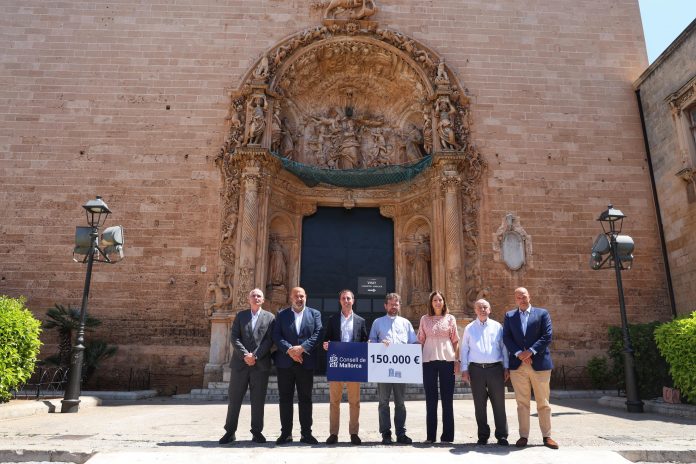 150.000 euros para la restauración del tímpano de la iglesia de Sant Francesc de Palma