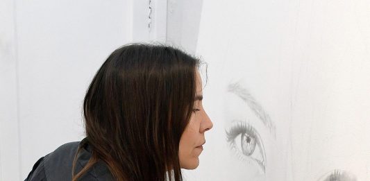 Gerhardt Braun Gallery acoge la primera exposición individual de Pilar Salvá: "Resplandor"