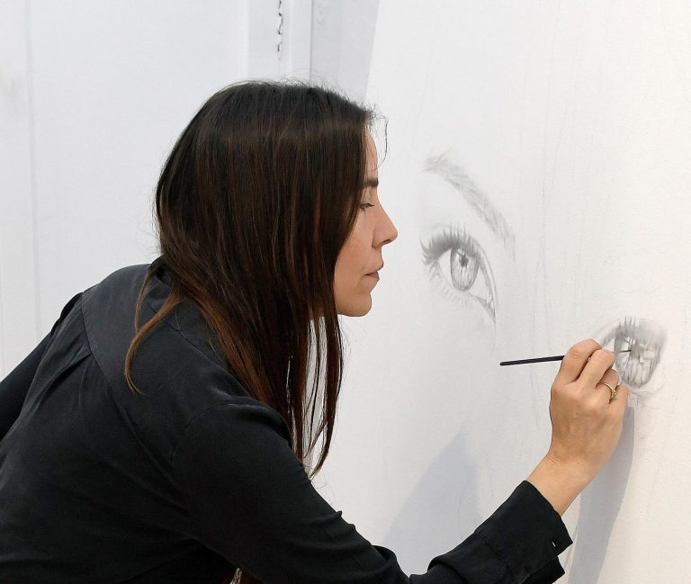 Gerhardt Braun Gallery acoge la primera exposición individual de Pilar Salvá: "Resplandor"