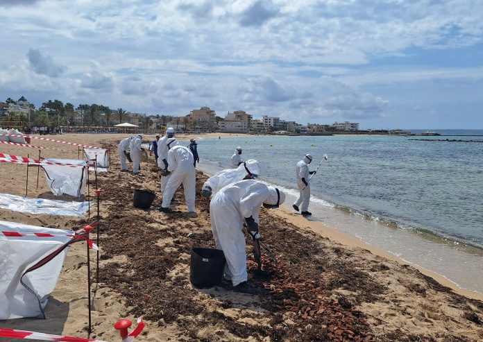 Simulacro de vertido en Ciutat Jardí activa el Plan Ribera y refuerza la coordinación frente a la contaminación marina
