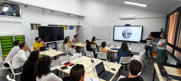 Expertos alemanes en educación digital comparten estrategias con IBSTEAM para un uso crítico de la tecnología en el aula