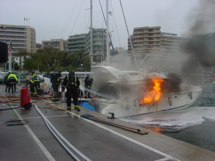 La APB aprueba la primera ordenanza contra incendios en marinas y puertos deportivos de España