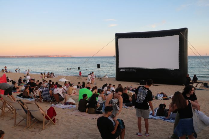 Los últimos éxitos de los Oscar y los Goya llegan a las playas de Mallorca con Cinema Lliure a la Platja