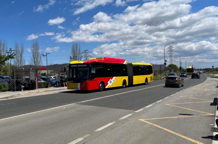 Buses especiales para las fiestas de Sant Joan de Ciutadella