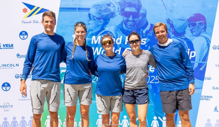Joan Cardona conquista el Mundial mixto de J70 con el Yupi 1