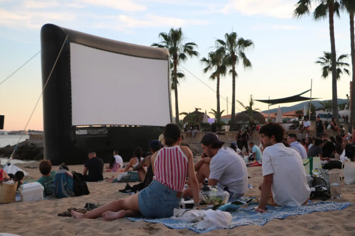 Cinema Lliure lleva a las playas de Mallorca los cortos isleños ‘Arca’, ‘Catalina i Magaluf’ y ‘Guaret’, con charlas exclusivas de sus directoras