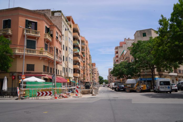 Arrancan las obras de reurbanización y mejora de la accesibilidad en la calle General Ricardo Ortega