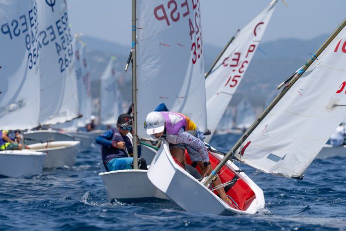 Stijn Oosterhaven gana el 46º Trofeo Mamá Optimist del CN Portitxol