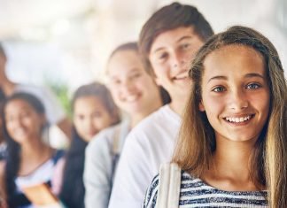 Educació convoca 20 becas de excelencia para estudiar un trimestre en Canadá Nacen las Becas de Excelencia para alumnos de 4º de ESO en Balears con estancias en Irlanda