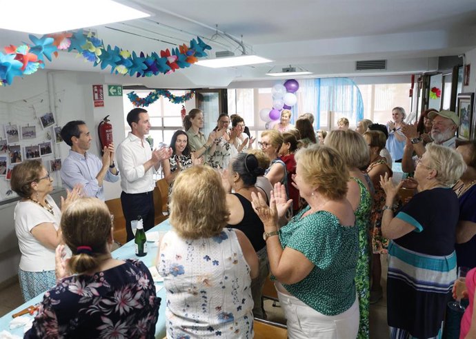 Cerca de 600 personas mayores participan en los talleres del CPAP Llar Avenida Argentina del IMAS