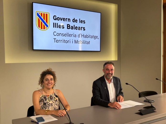El Govern inicia el proceso de información pública del primer reglamento de taxi y VTC en Balears