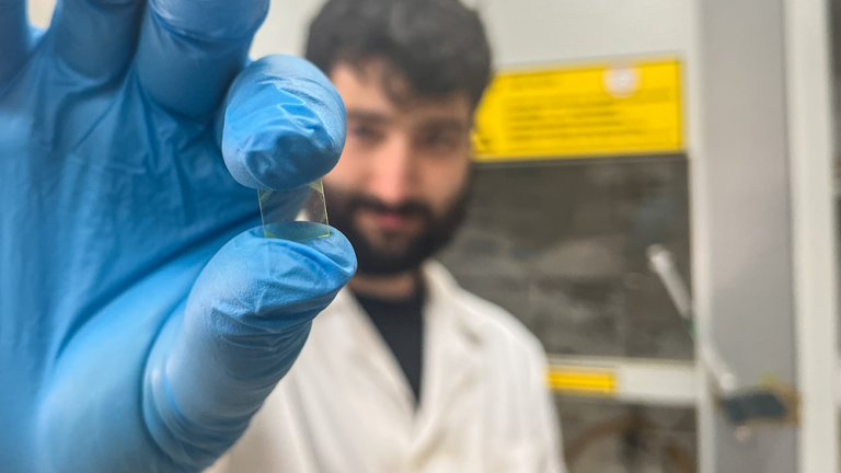 Una investigación pionera de la UIB abre el camino a nuevos materiales con propiedades ópticas avanzadas