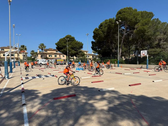Llucmajor premia a los mejores ciclistas escolares y refuerza su programa de educación vial