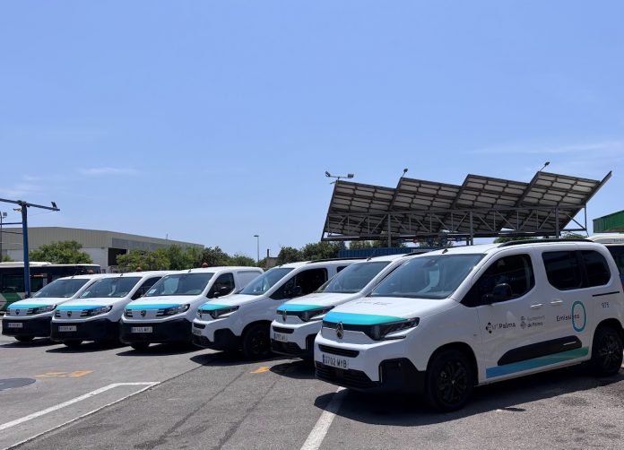 La EMT Palma incorpora ocho nuevas furgonetas para reforzar su red de apoyo y asistencia