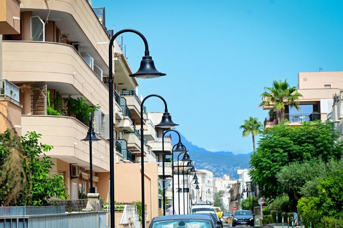 Palma renueva el alumbrado de Es Carnatge y El Molinar con luminarias más eficientes y sostenibles