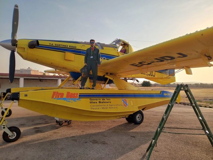 Baleares envía un avión anfibio a Extremadura para ayudar en la extinción de los graves incendios forestales