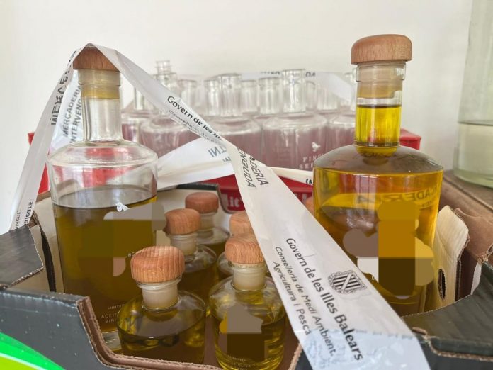 El Govern interviene aceite de oliva en un agroturismo de Mallorca por presunto fraude de origen y relleno de botellas