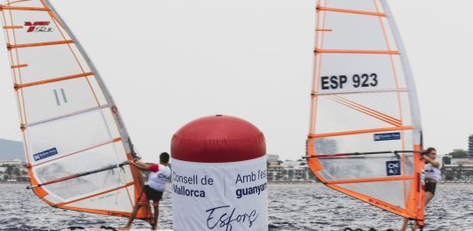 El 61º Gran Día de la Vela – Bufete Frau cierra su primera fase coronando a los vencedores en Optimist, iQFoil y Techno 293