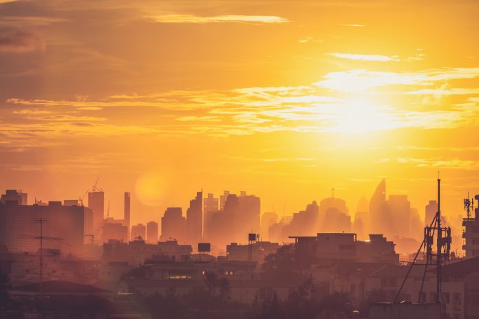Un nuevo método con inteligencia artificial predice y atribuye olas de calor al cambio climático antes de que ocurran