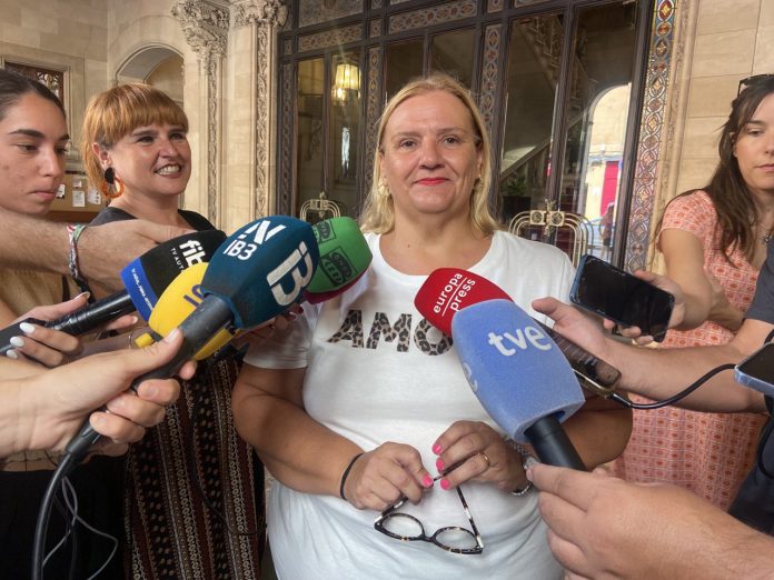 Saturación “sin precedentes” en el sistema de protección de menores por la llegada masiva de pateras