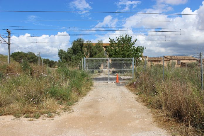 SFM elimina el paso a nivel de Cas Coronell en Marratxí para mejorar la seguridad ferroviaria