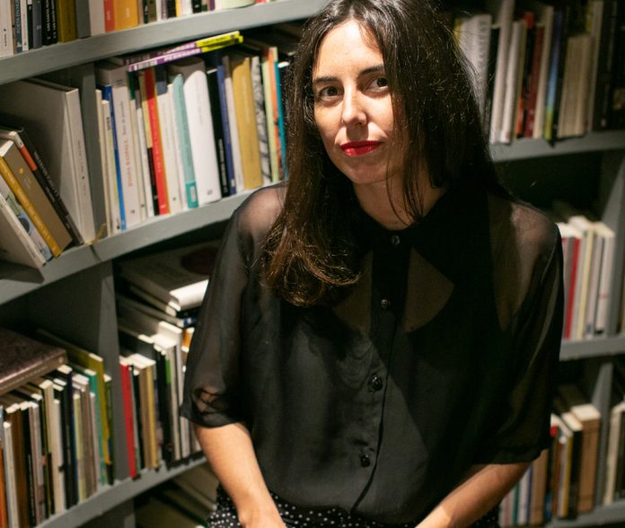 Annalisa Marí Pegrum llevará su voz a The Village Trip 2025 con un tour poético por Greenwich Village