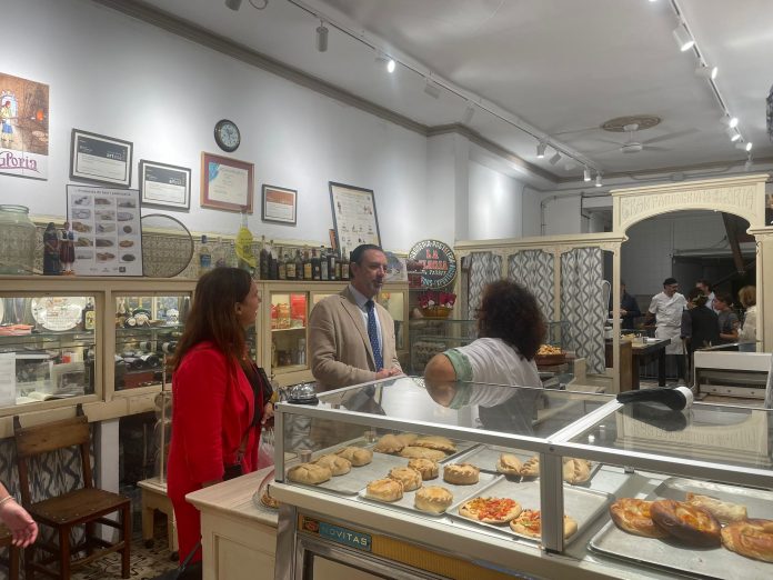 El Govern fomenta el consumo de pan artesanal elaborado en hornos con obrador a través de la marca Pa d’Aquí, forn i tradició