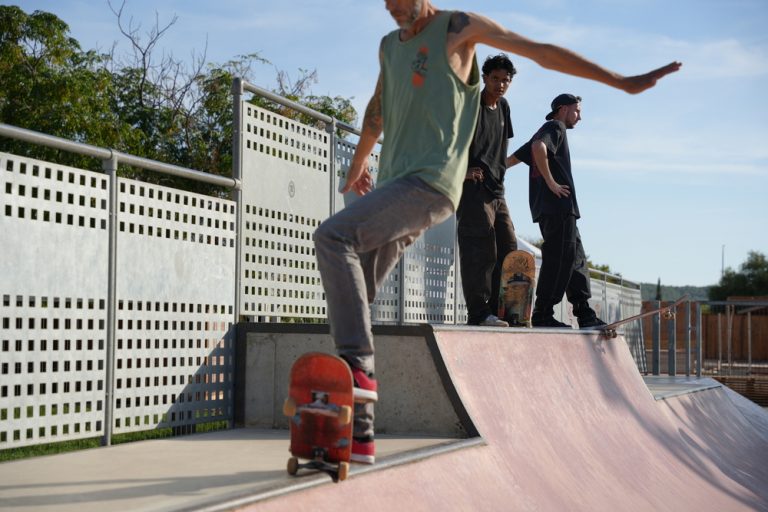 La Diada de Skate del Consell de Mallorca reúne a familias y jóvenes en una jornada de deporte urbano