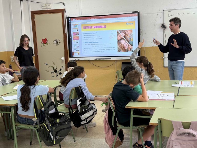AJE Balears lanza una campaña de firmas en apoyo a ‘Aprender a emprender desde el colegio’