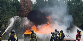 Los Bomberos de Mallorca refuerzan su formación en riesgos y medios de emergencia en Galicia Los Bomberos de Mallorca refuerzan su formación en riesgos y medios de emergencia en Galicia