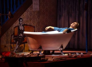 Emma Suárez protagoniza El cuarto de atrás en el Teatro Principal de Inca Emma Suárez protagoniza El cuarto de atrás en el Teatro Principal de Inca