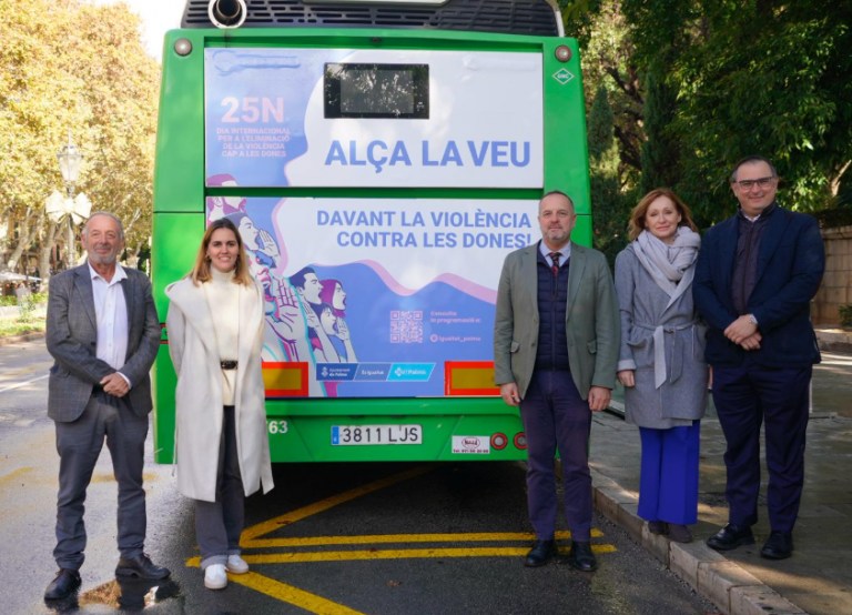 La EMT Palma amplía a la línea 25 el servicio de “Parada Violeta”