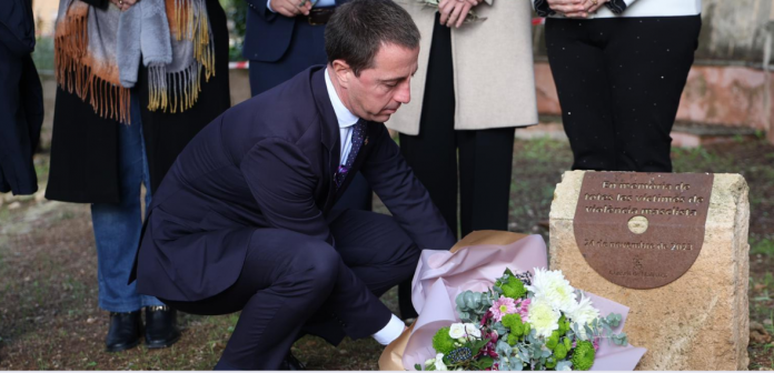 Mallorca hace resonar en Raixa los nombres de las 41 mujeres asesinadas por violencia machista