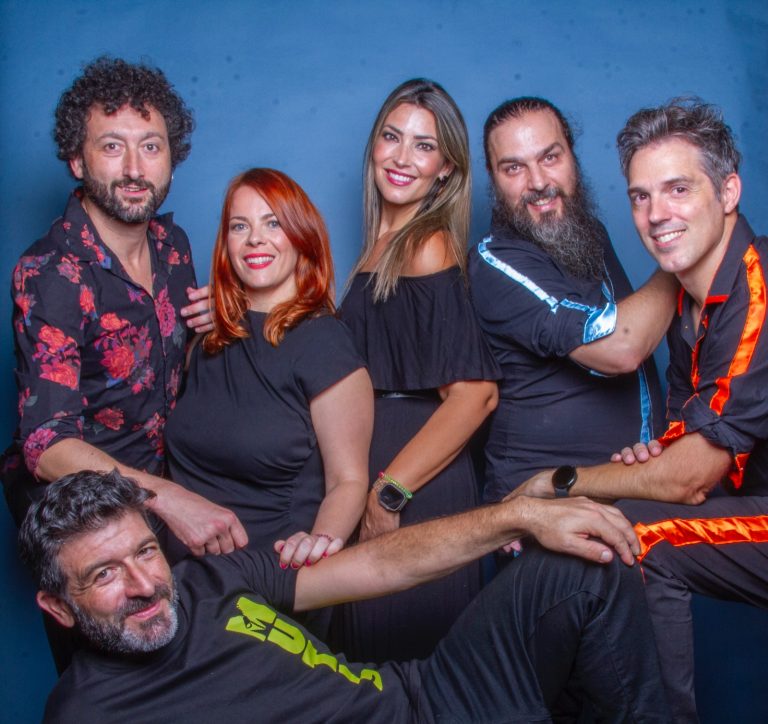 Escena 101 celebra su segundo aniversario con un show de impro en varios escenarios simultáneos y un ‘jamraoke’