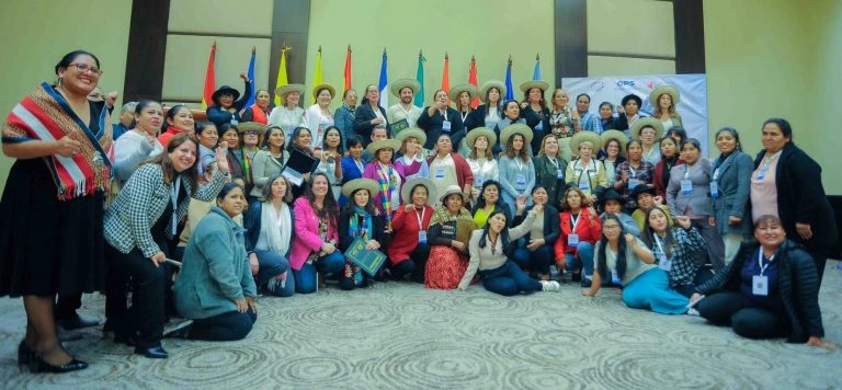 Palma renueva su compromiso solidario con un convenio para reforzar la participación política de mujeres en Bolivia