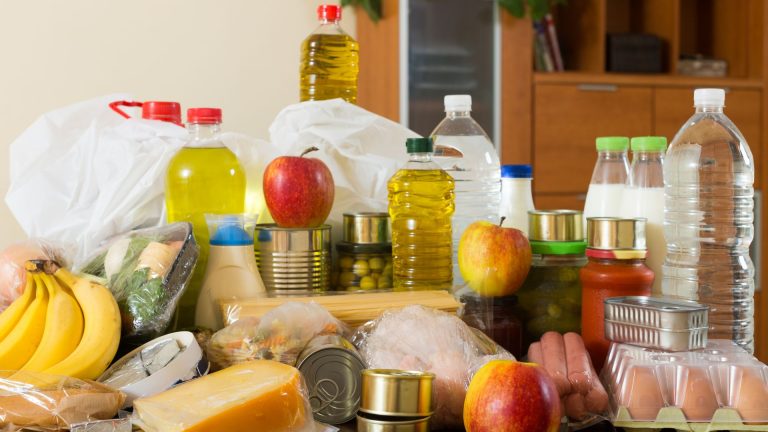 La Conselleria amplía hasta 1,5 millones las subvenciones de garantía alimentaria para llegar al máximo de personas beneficiarias