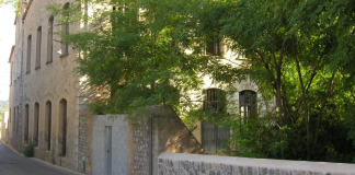 El Consell de Mallorca adquiere Sa Fàbrica Nova de Sóller para preservar el patrimonio industrial textil de la isla El Consell de Mallorca adquiere Sa Fàbrica Nova de Sóller para preservar el patrimonio industrial textil de la isla