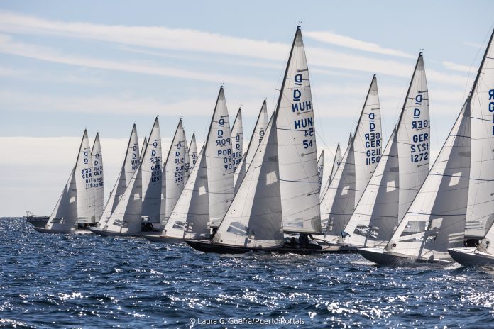 Easy irrumpe con fuerza y se coloca líder en Puerto Portals