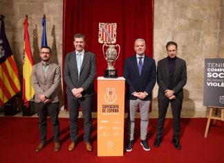El Govern presenta la Supercopa de España de fútbol sala en Son Moix El Govern presenta la Supercopa de España de fútbol sala en Son Moix