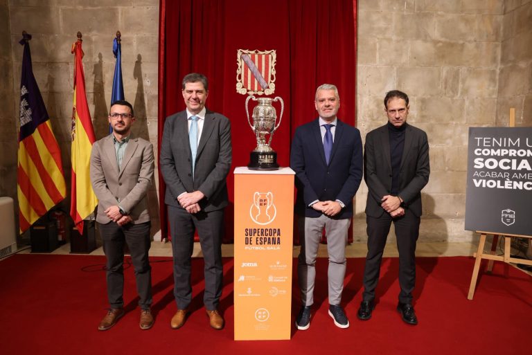 El Govern presenta la Supercopa de España de fútbol sala en Son Moix