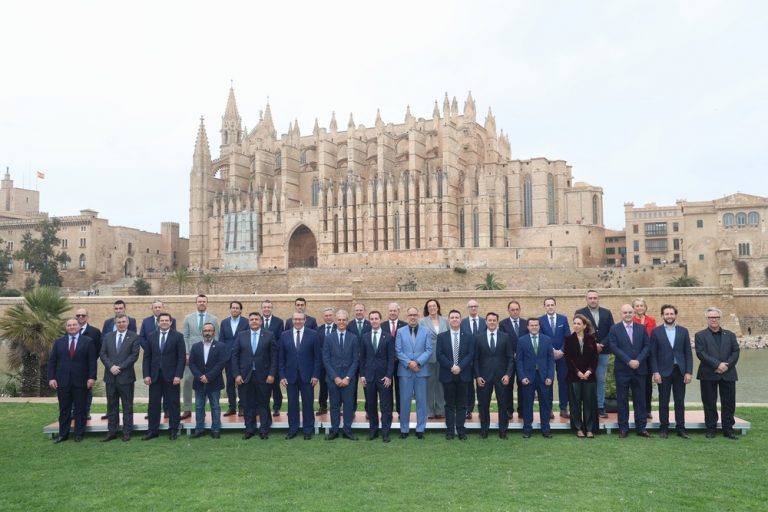 Mallorca participará en la edición de un libro jurídico para agilizar la concesión de licencias de obra mediante las EPCUS