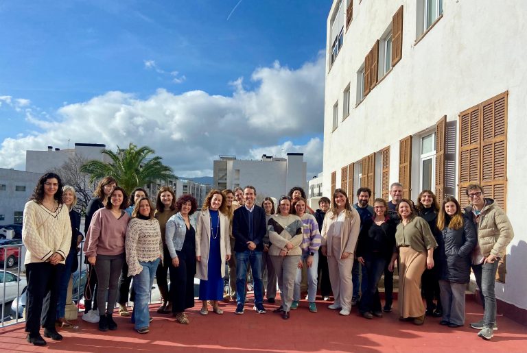 El IMAS refuerza la coordinación entre escuelas y la Sección de Acogimiento Familiar con una formación dirigida a orientadores educativos