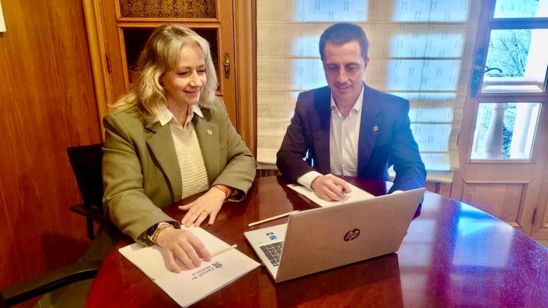1,1 millones de euros a 48 entidades locales para mejorar la administración electrónica