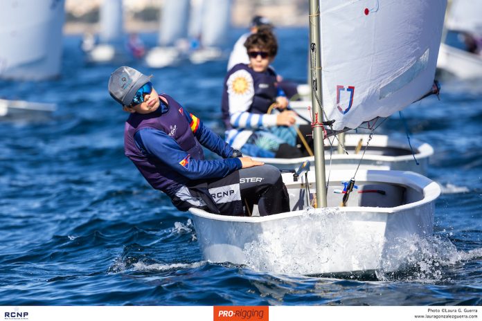 Jan Palou se adjudica la victoria de la regata Pro-Rigging de Optimist