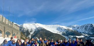 Más de 250 jóvenes participan en la edición 2026 de «Joves a la neu» Más de 250 jóvenes participan en la edición 2026 de «Joves a la neu»